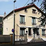 Cit'hotel Aero-hotel Hotel 2*
