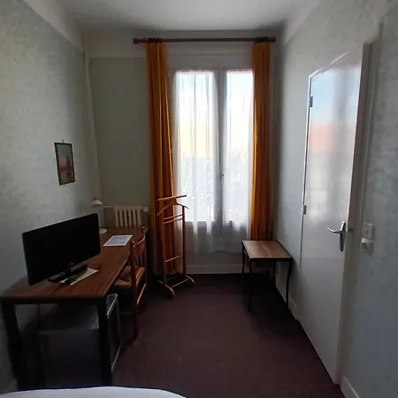 Hotel Cit'hotel Aero-hotel 2*