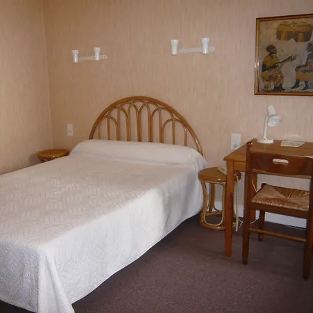 מלון Cit'hotel Aero-hotel 2*