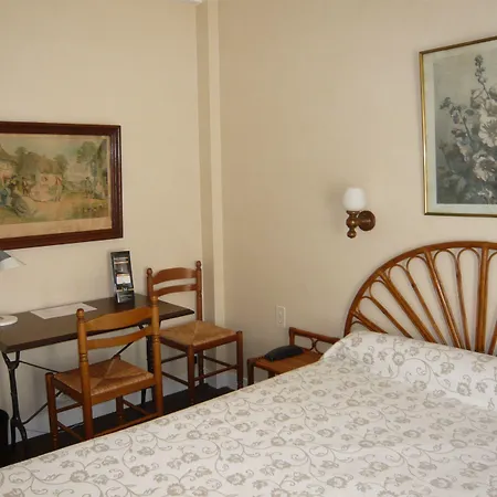 מלון Cit'hotel Aero-hotel