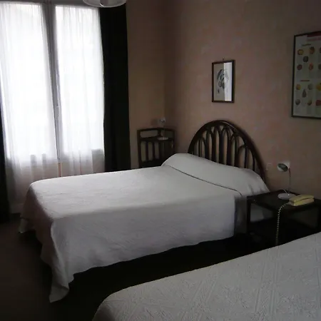 מלון Cit'hotel Aero-hotel 2*