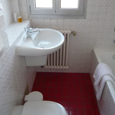 Cit'hotel Aero-hotel Hotel 2*
