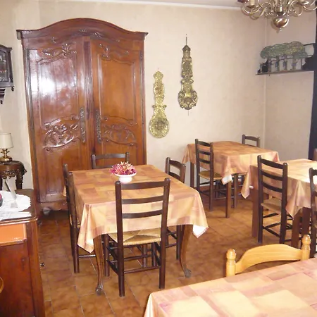 Cit'hotel Aero-hotel מלון לה בלאן מניל