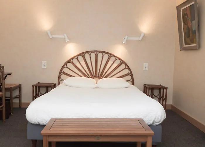Cit'hotel Aero-hotel Hotel