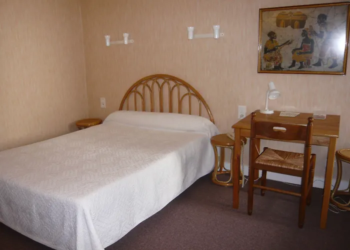 Hotel Cit'hotel Aero-hotel 2*