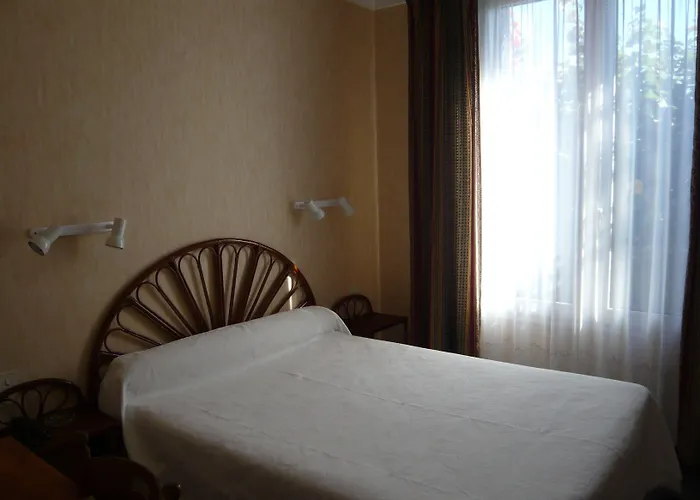 Cit'hotel Aero-hotel Hotel
